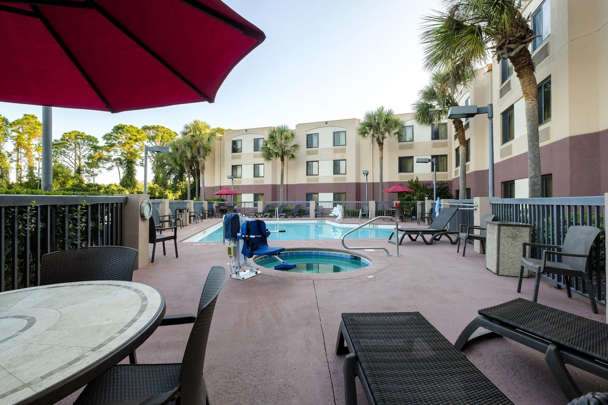 Red Roof Inn Plus+ Palm Coast Exterior photo