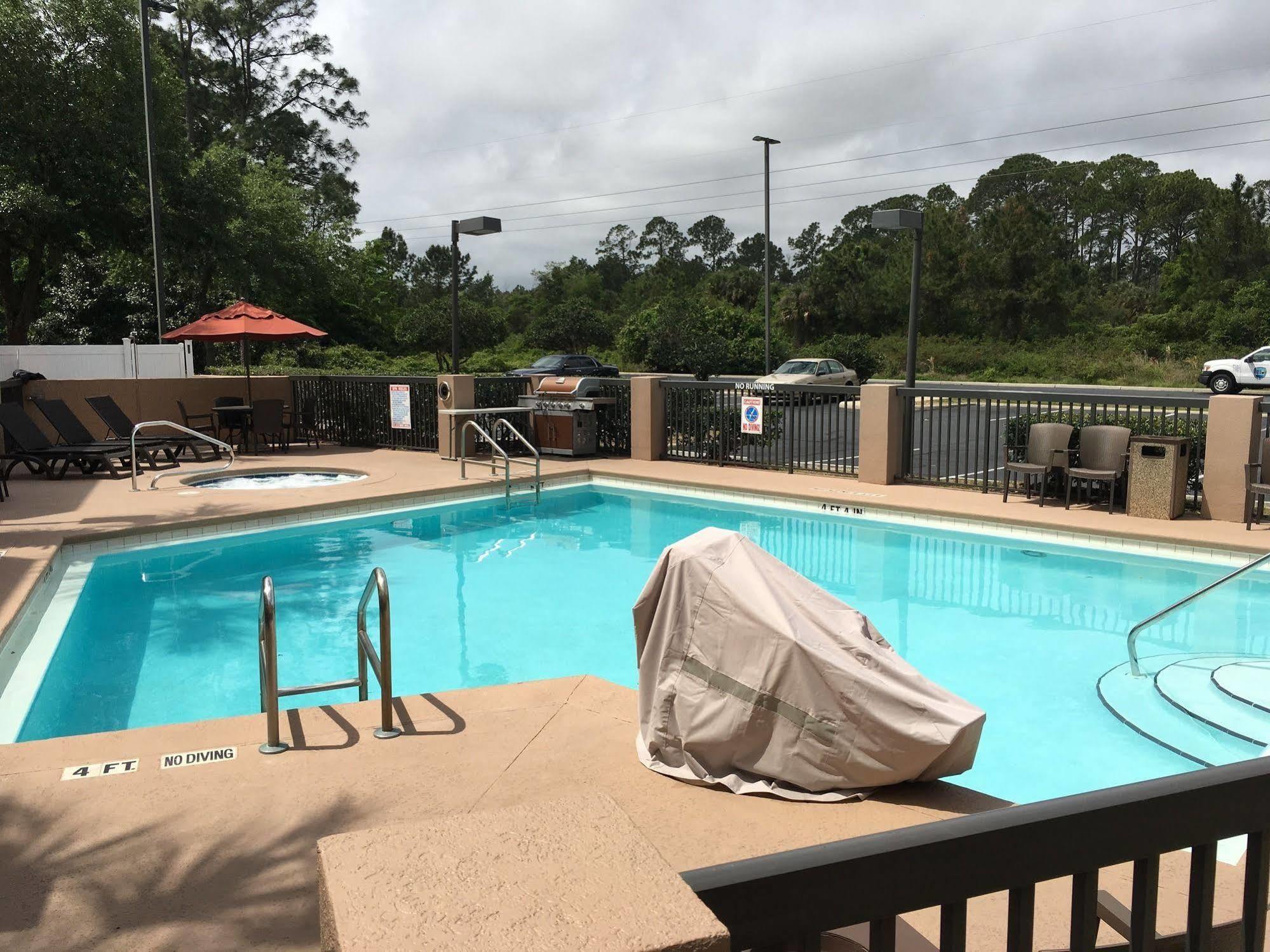 Red Roof Inn Plus+ Palm Coast Exterior photo
